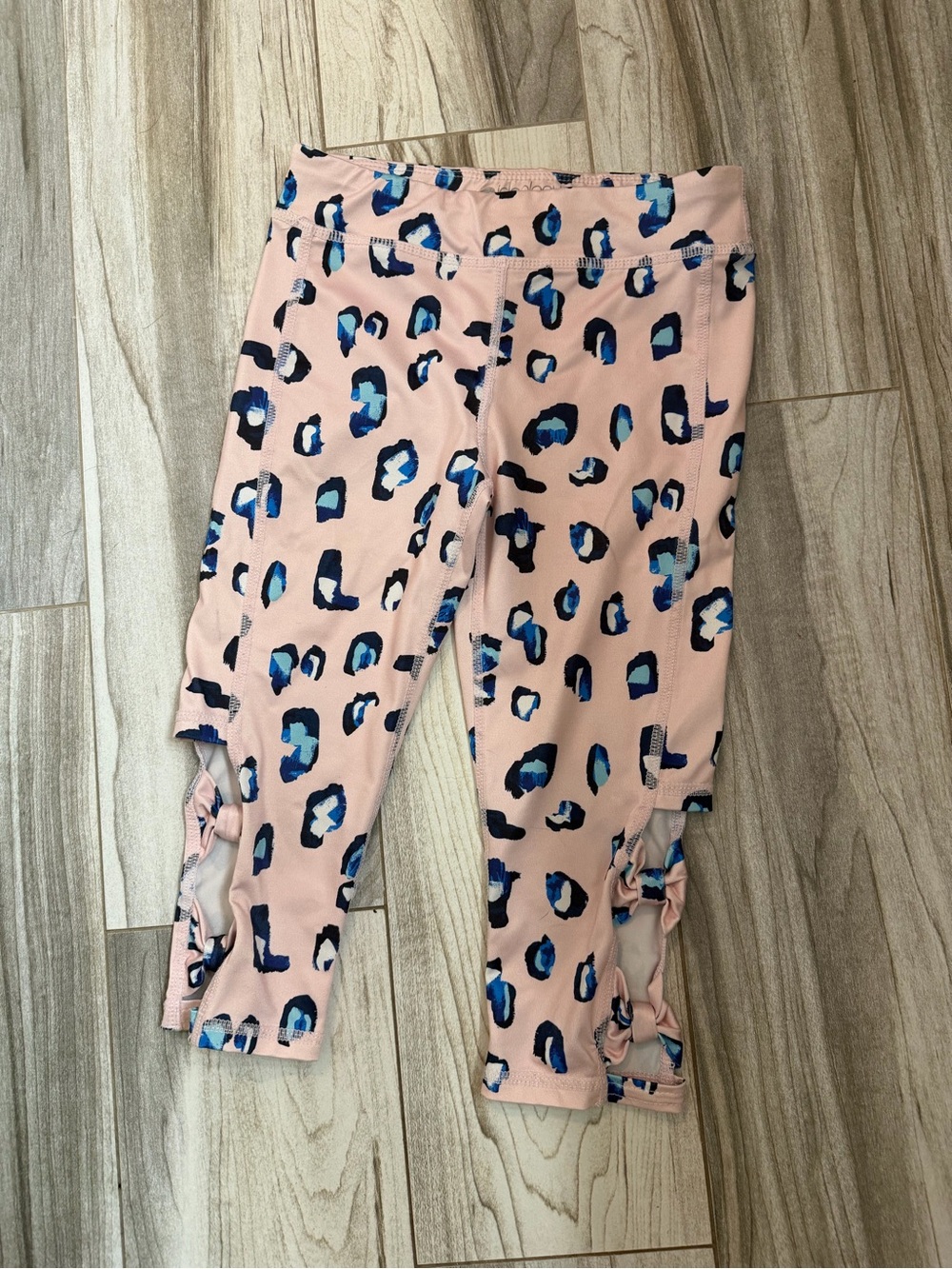 Ideology Pink Capri Leggings with Blue Leopard Spots